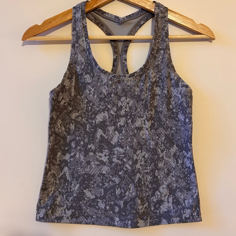 Lululemon Cropped Athletic Tank Top in Snake Print